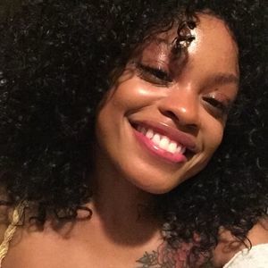 Meet your Posher, Tiny